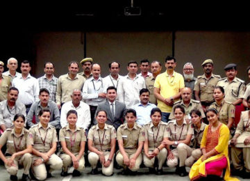 Large group photograph after a seminar